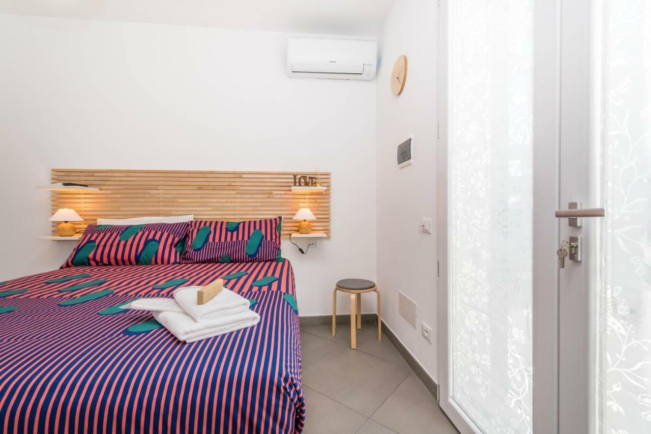 B&B Lo&G 라스카리 외부 사진